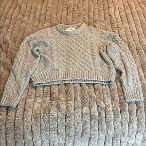 Women's Cable Knit Sweater - Light Gray